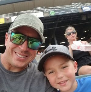 Meet your Posher, Chris